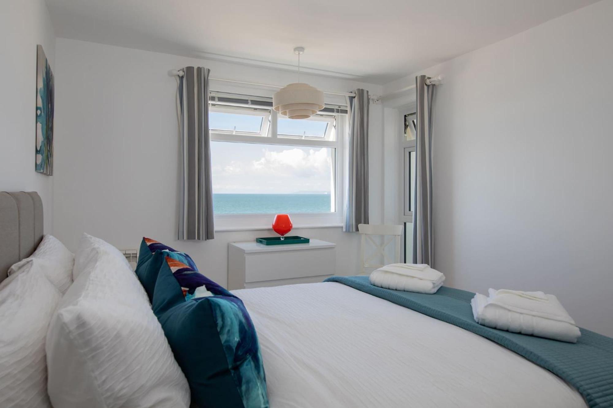 High-End Beachfront Getaway Sea View King Bed East Wittering Zewnętrze zdjęcie